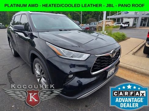 Used 2020 Toyota Highlander Platinum AWD/4WD image 4