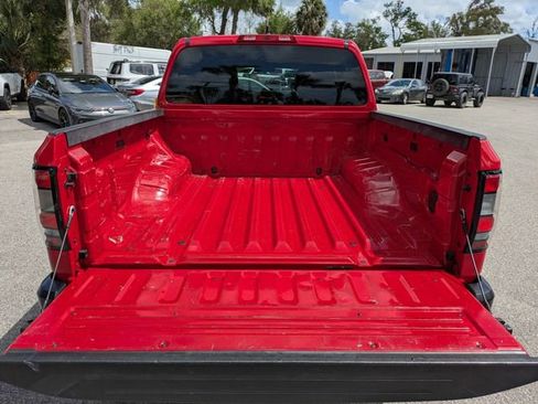 Used 2022 Nissan Frontier S w/ Technology Package RWD image 15