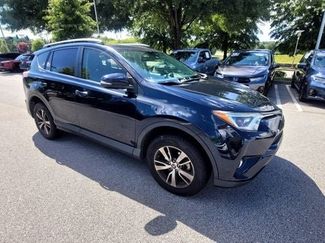 Used 2018 Toyota RAV4 XLE FWD video 1