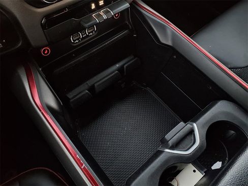 Used 2019 RAM 1500 Rebel image 13