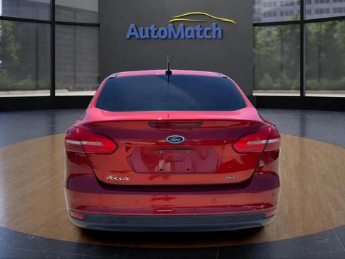Used 2018 Ford Focus SEL FWD image 10