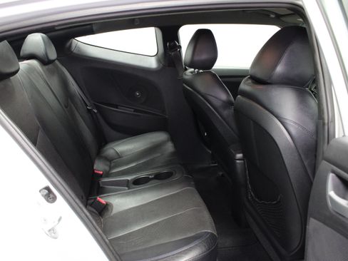 Used 2013 Hyundai Veloster Turbo FWD image 15