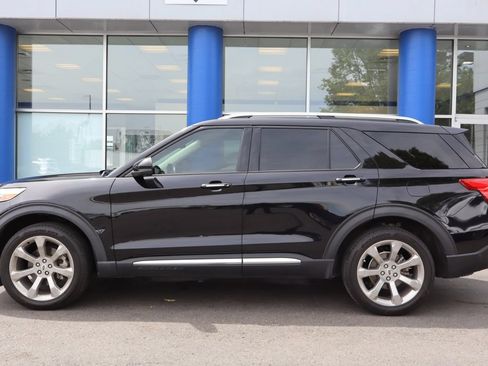Used 2020 Ford Explorer Platinum w/ Premium Technology Package AWD/4WD image 2