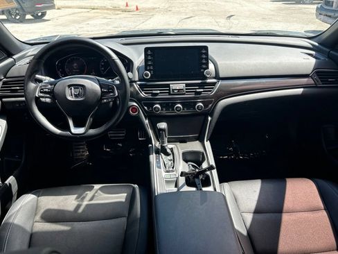 Used 2019 Honda Accord Sport image 29