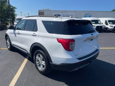 Used 2022 Ford Explorer XLT w/ Equipment Group 202A AWD/4WD image 7