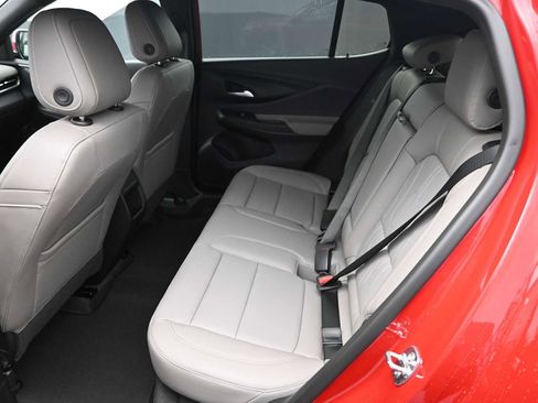 New 2026 Buick Envista Avenir image 17