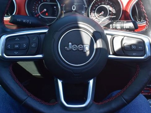 Used 2019 Jeep Wrangler Unlimited Rubicon AWD/4WD image 21