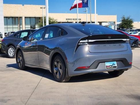 New 2026 Toyota Prius Plug-In Hybrid image 3