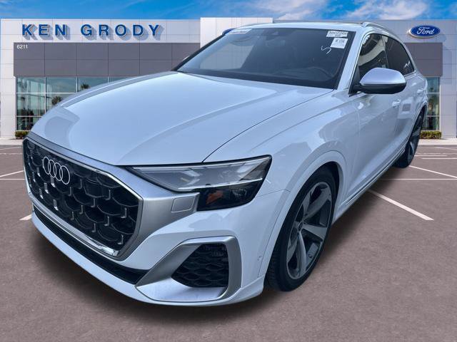 Used 2024 Audi SQ8 Prestige AWD/4WD image 3