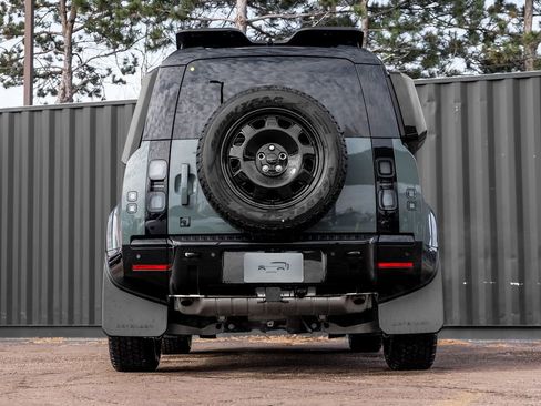 New 2026 Land Rover Defender 110 AWD/4WD image 8