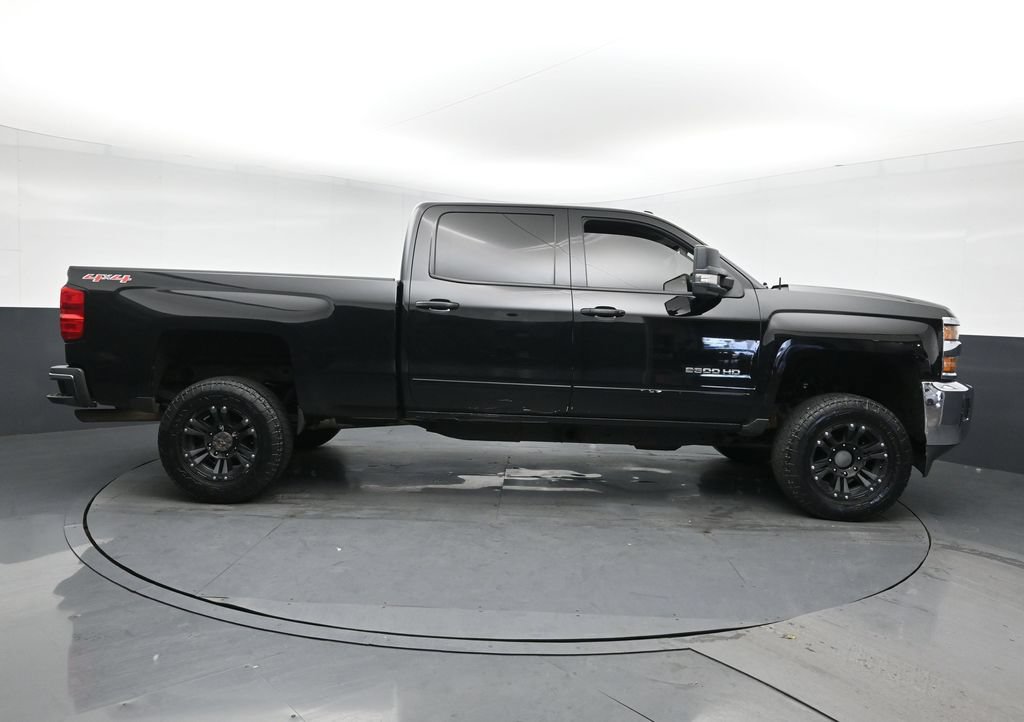 Used 2015 Chevrolet Silverado 2500 LT w/ LT Convenience Package AWD/4WD image 4