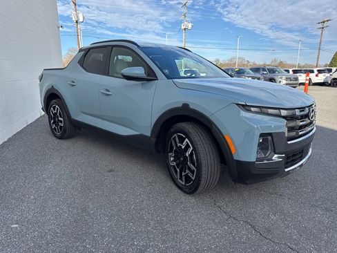 Used 2025 Hyundai Santa Cruz Limited image 3