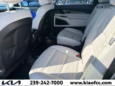 Used 2024 Kia Telluride SX Prestige image 4