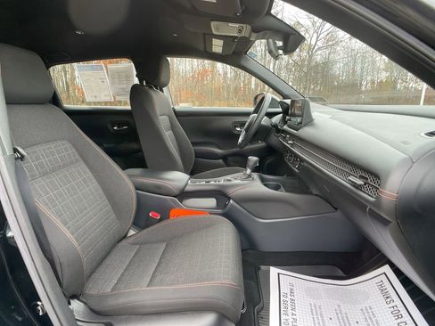 Used 2023 Honda HR-V Sport image 25