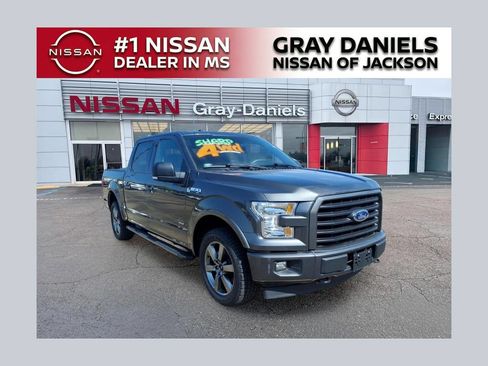 Used 2017 Ford F150 XLT w/ Equipment Group 302A Luxury AWD/4WD image 1