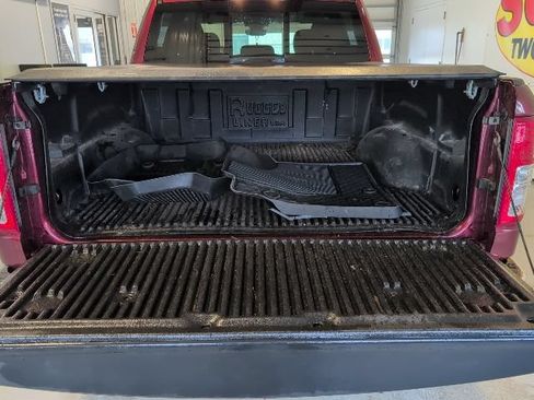 Used 2022 RAM 1500 Big Horn AWD/4WD image 32