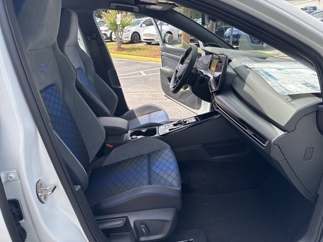 New 2026 Volkswagen Golf w/ Euro Style Package AWD/4WD image 32