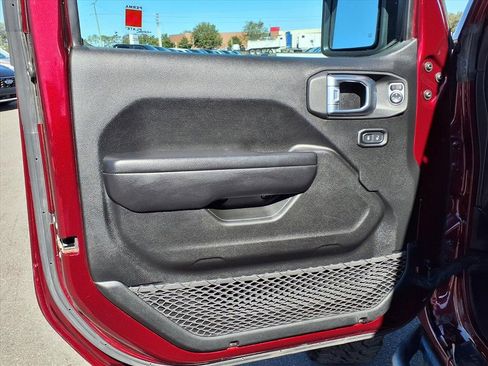 Used 2021 Jeep Wrangler Unlimited Rubicon w/ Dual Top Group image 32