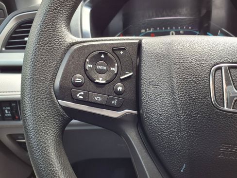 Used 2024 Honda Odyssey EX image 15