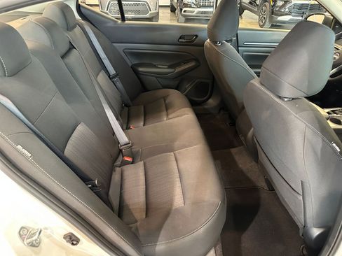 Used 2025 Nissan Altima 2.5 SV image 37