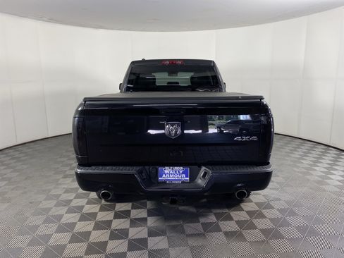 Used 2017 RAM 1500 Express AWD/4WD image 6