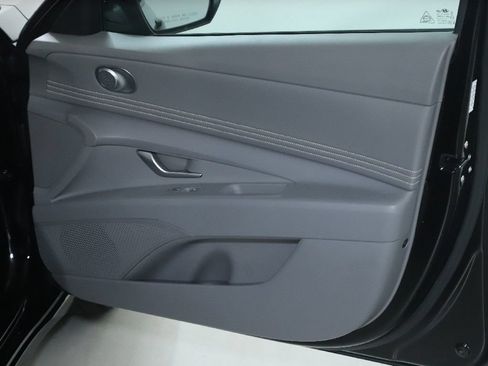 Used 2023 Hyundai Elantra SEL w/ Convenience Package FWD image 33