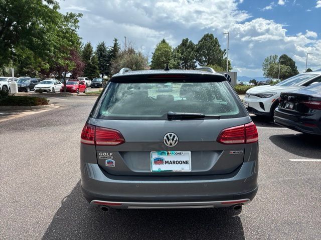 Used 2019 Volkswagen Golf Alltrack SE AWD/4WD image 6