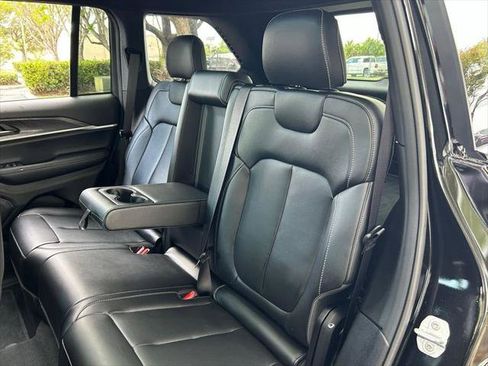 Certified 2025 Jeep Grand Cherokee Limited w/ MOPAR Finishing Package RWD image 43