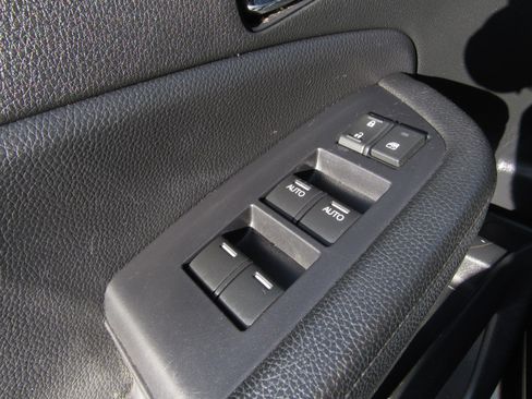 Certified 2019 Honda Pilot Touring image 25