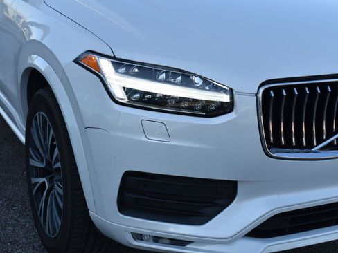 Used 2021 Volvo XC90 T5 Momentum w/ Protection Package Premier FWD image 19