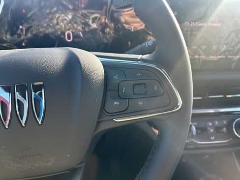 New 2026 Buick Envista Sport Touring FWD image 21