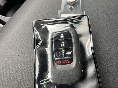 New 2025 Honda Pilot TrailSport image 38