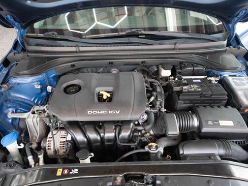 Used 2018 Hyundai Elantra Value Edition w/ Cargo Package FWD image 30