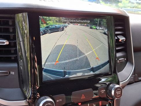 Certified 2022 RAM 1500 Big Horn image 19