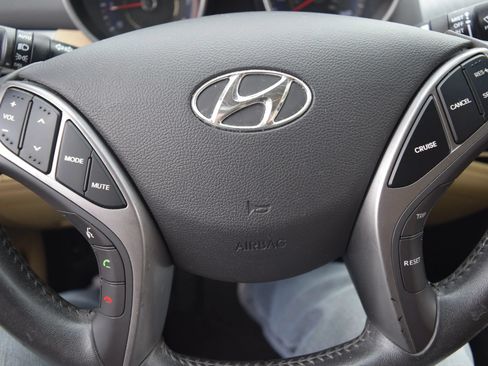 Used 2013 Hyundai Elantra Limited w/ Technology Pkg FWD image 14