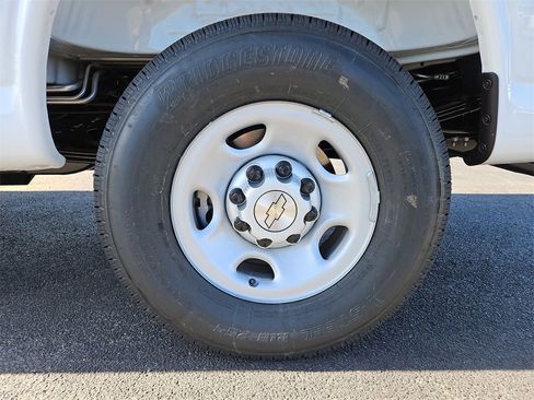 New 2025 Chevrolet Express 2500 w/ Safety Package image 22