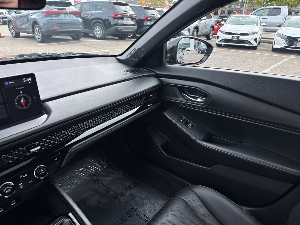 Used 2023 Honda Accord Sport image 28