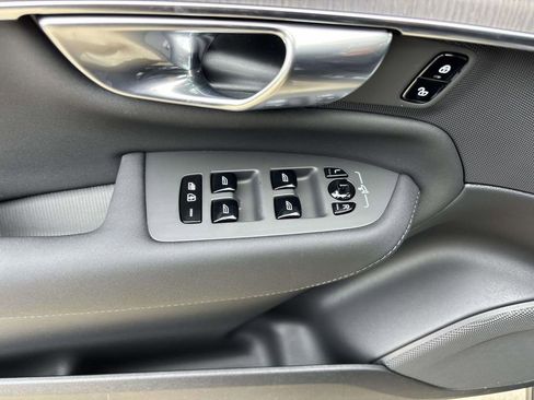 New 2026 Volvo XC90 B6 Ultra w/ Protection Package Premier image 14