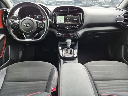 Used 2021 Kia Soul Turbo FWD image 14