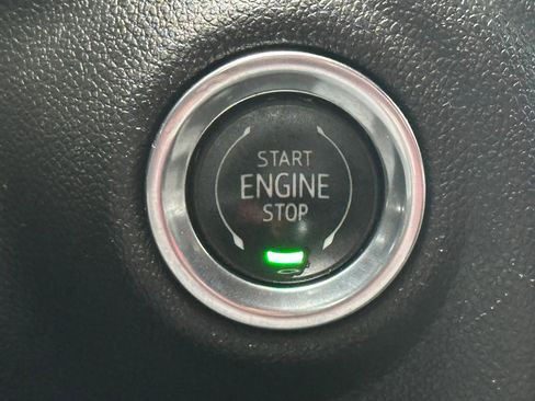 Used 2020 Chevrolet Silverado 1500 LT w/ All-Star Edition image 30