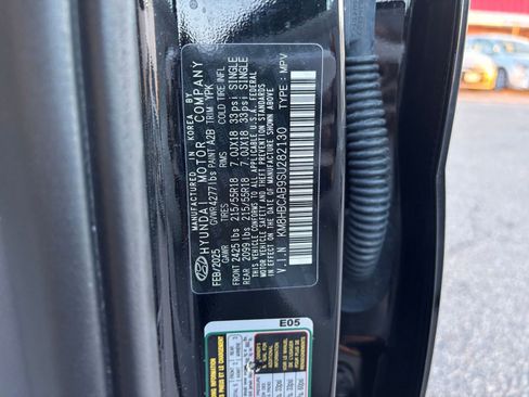 Used 2025 Hyundai Kona SEL image 29