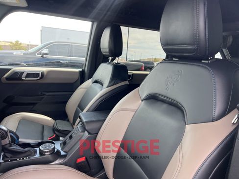 Used 2024 Ford Bronco Wildtrak AWD/4WD image 32
