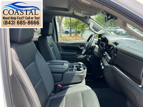 Used 2025 GMC Sierra 1500 SLT AWD/4WD image 24