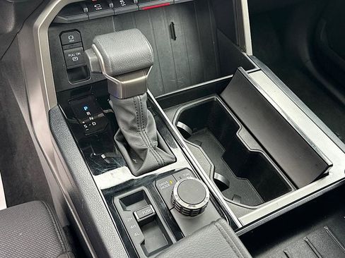 Certified 2025 Toyota Sequoia SR5 image 29