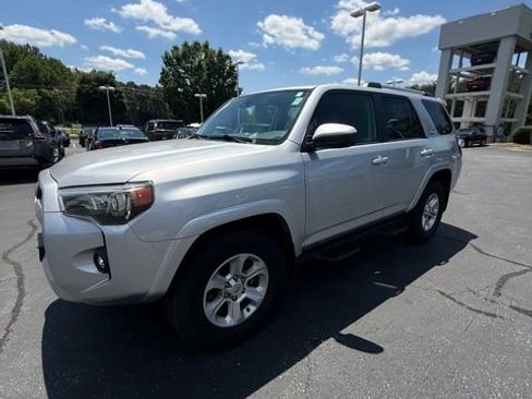Used 2021 Toyota 4Runner SR5 RWD image 8