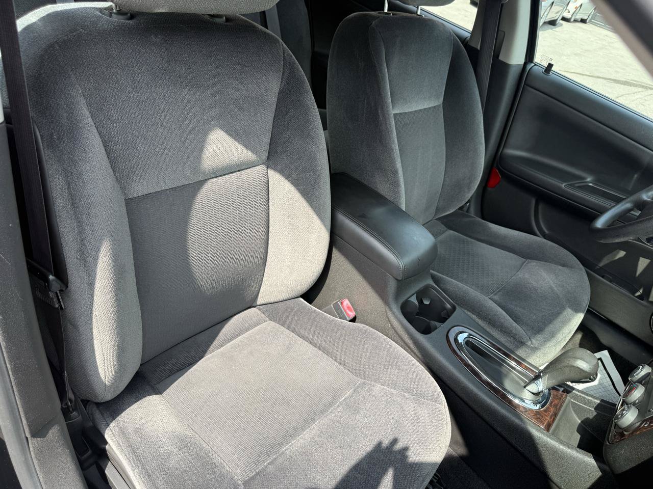 Used 2015 Chevrolet Impala Limited LS FWD image 9