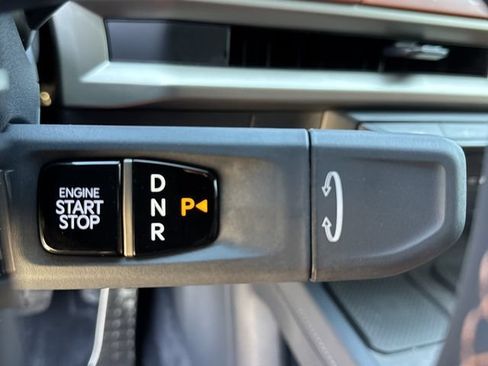 Used 2027 Kia Telluride SX w/ Towing Package FWD image 30