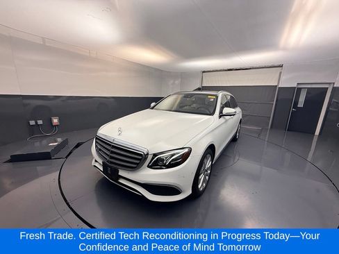 Used 2019 Mercedes-Benz E 450 4MATIC Wagon image 1