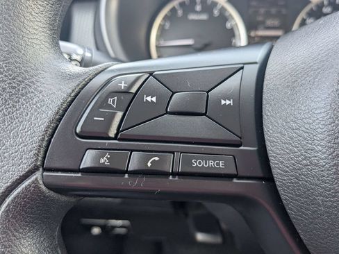Used 2024 Nissan Kicks S FWD image 14