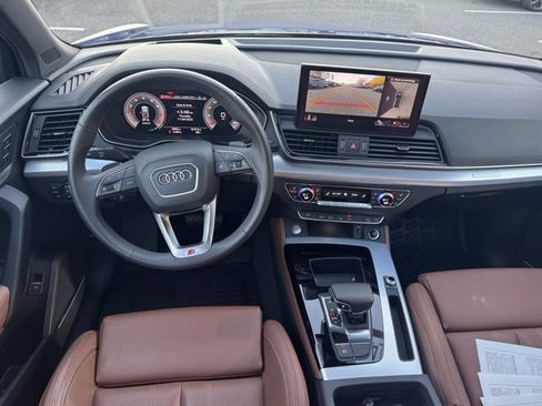 Certified 2024 Audi Q5 2.0T Prestige image 12